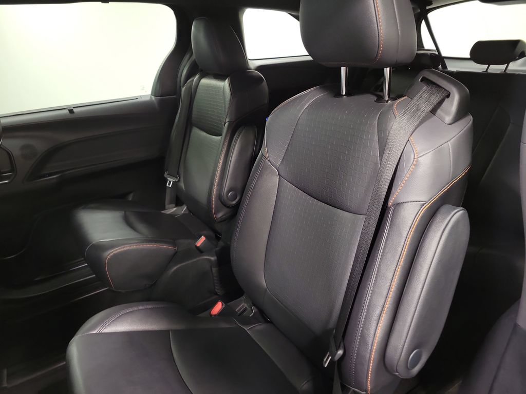 Used 2024 Toyota Sienna XSE AWD/4WD image 21