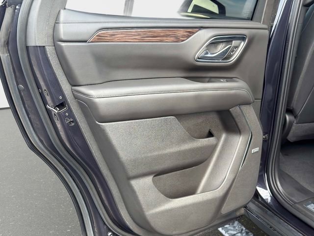 Used 2022 Chevrolet Tahoe Z71 w/ Z71 Off-Road Package AWD/4WD image 11