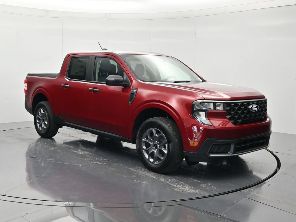 New 2026 Ford Maverick XLT FWD image 3