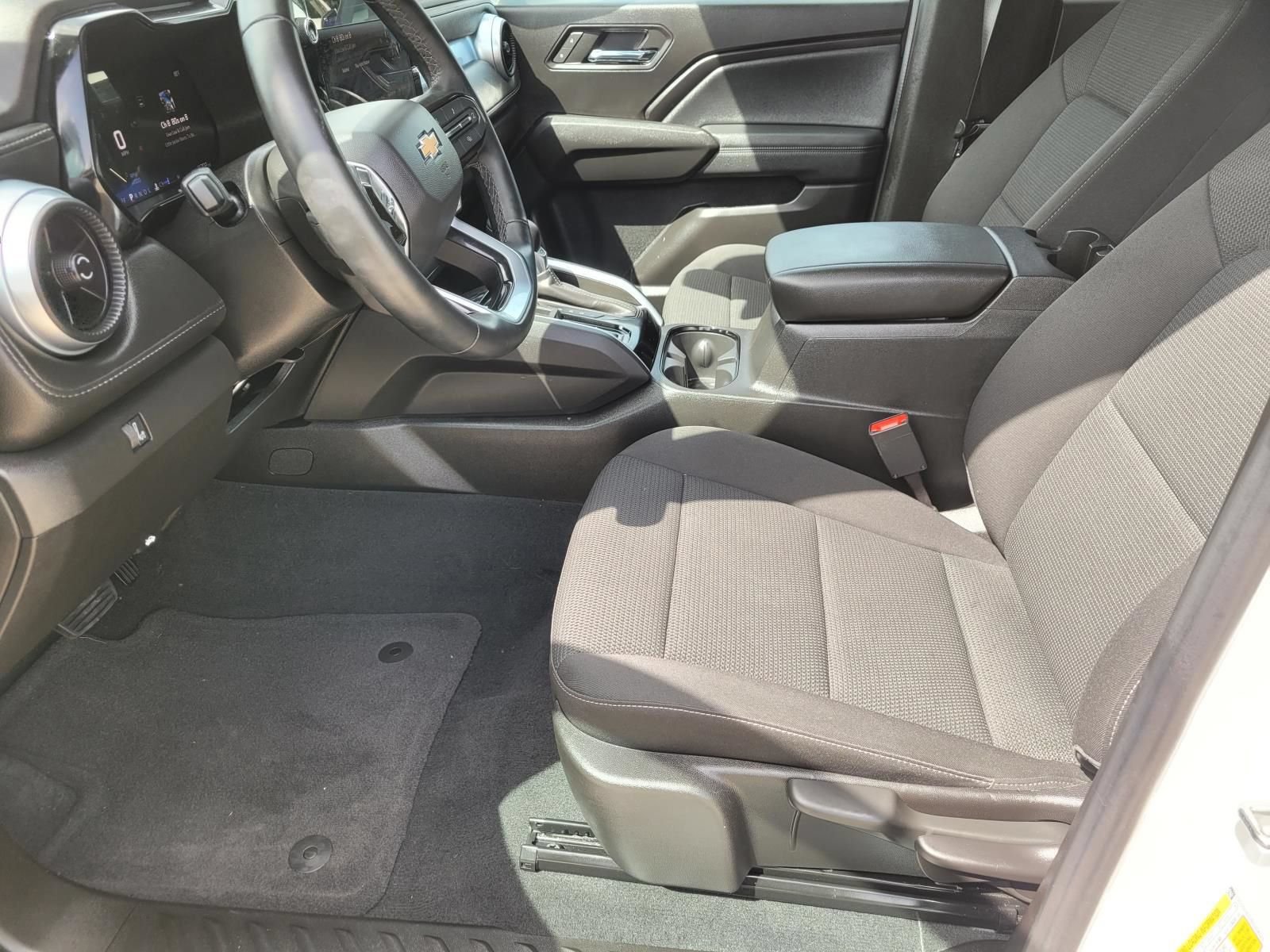 Used 2024 Chevrolet Colorado LT w/ LT Convenience Package RWD image 21