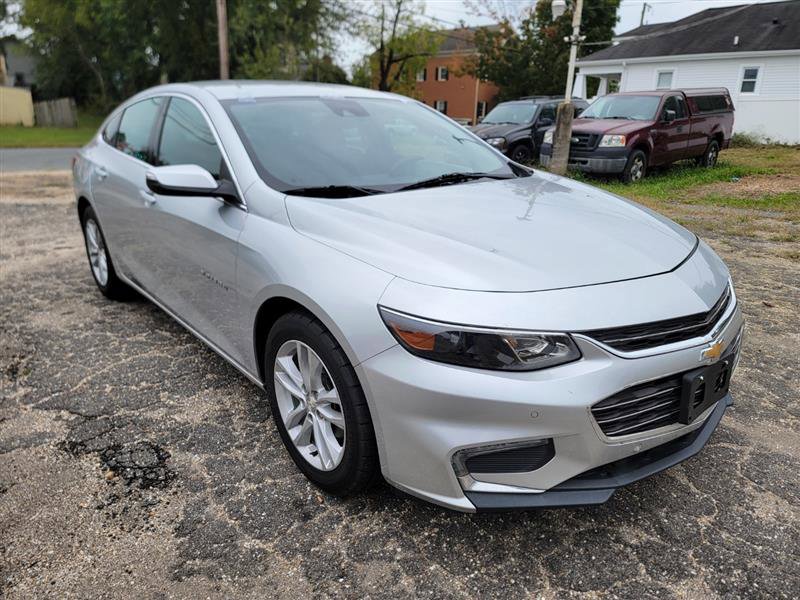 Used 2017 Chevrolet Malibu LT w/ Driver Confidence Package image 1