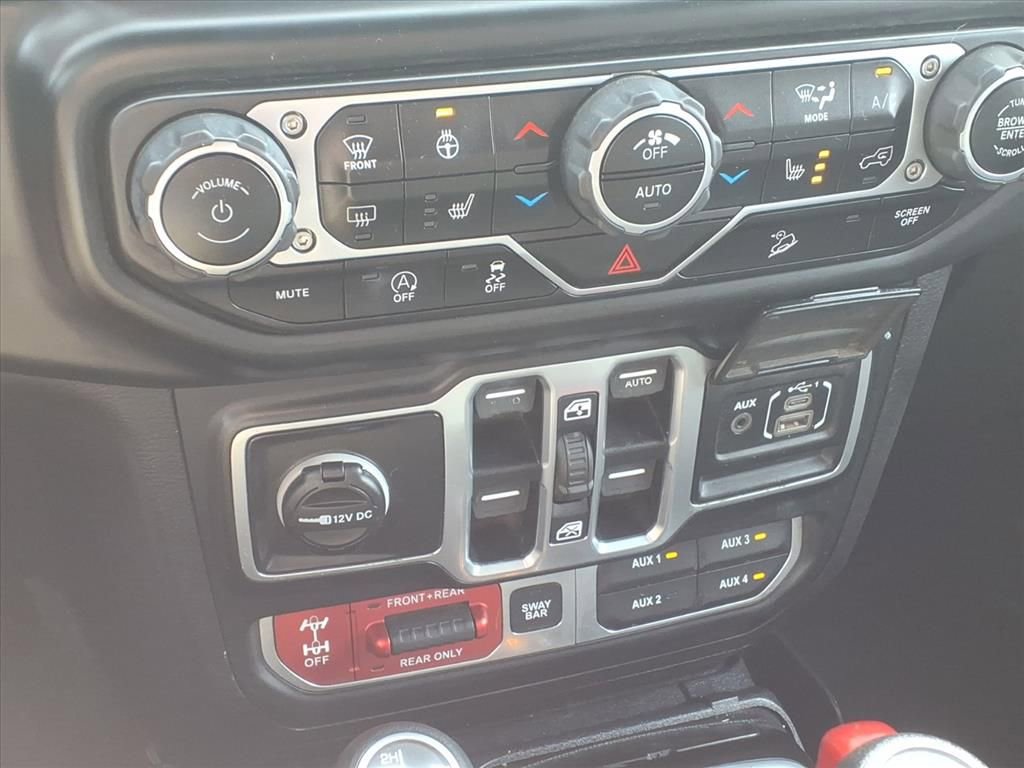 Used 2018 Jeep Wrangler Unlimited Rubicon w/ LED Lighting Group image 32