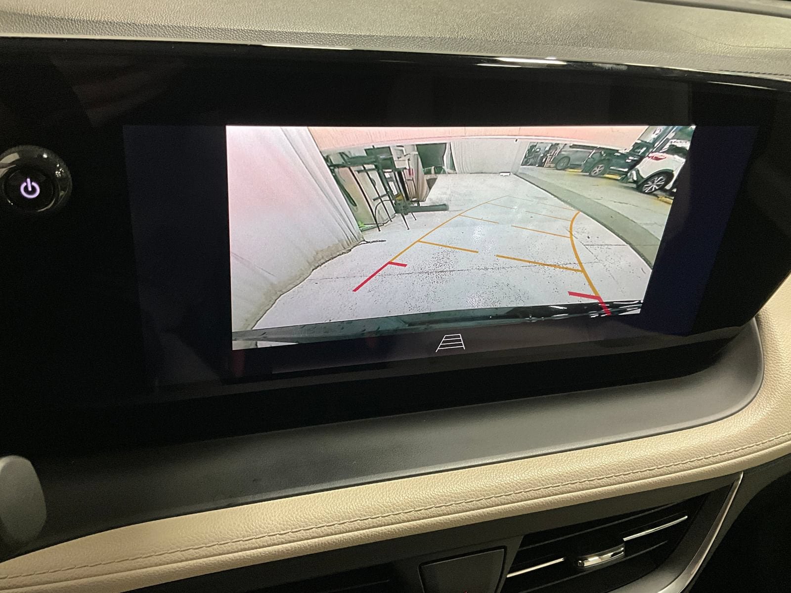 Used 2024 Buick Encore GX Avenir w/ Avenir Convenience Package AWD/4WD image 21