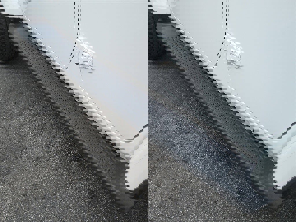 Used 2021 Jeep Wrangler Unlimited Sahara w/ Cold Weather Group image 25