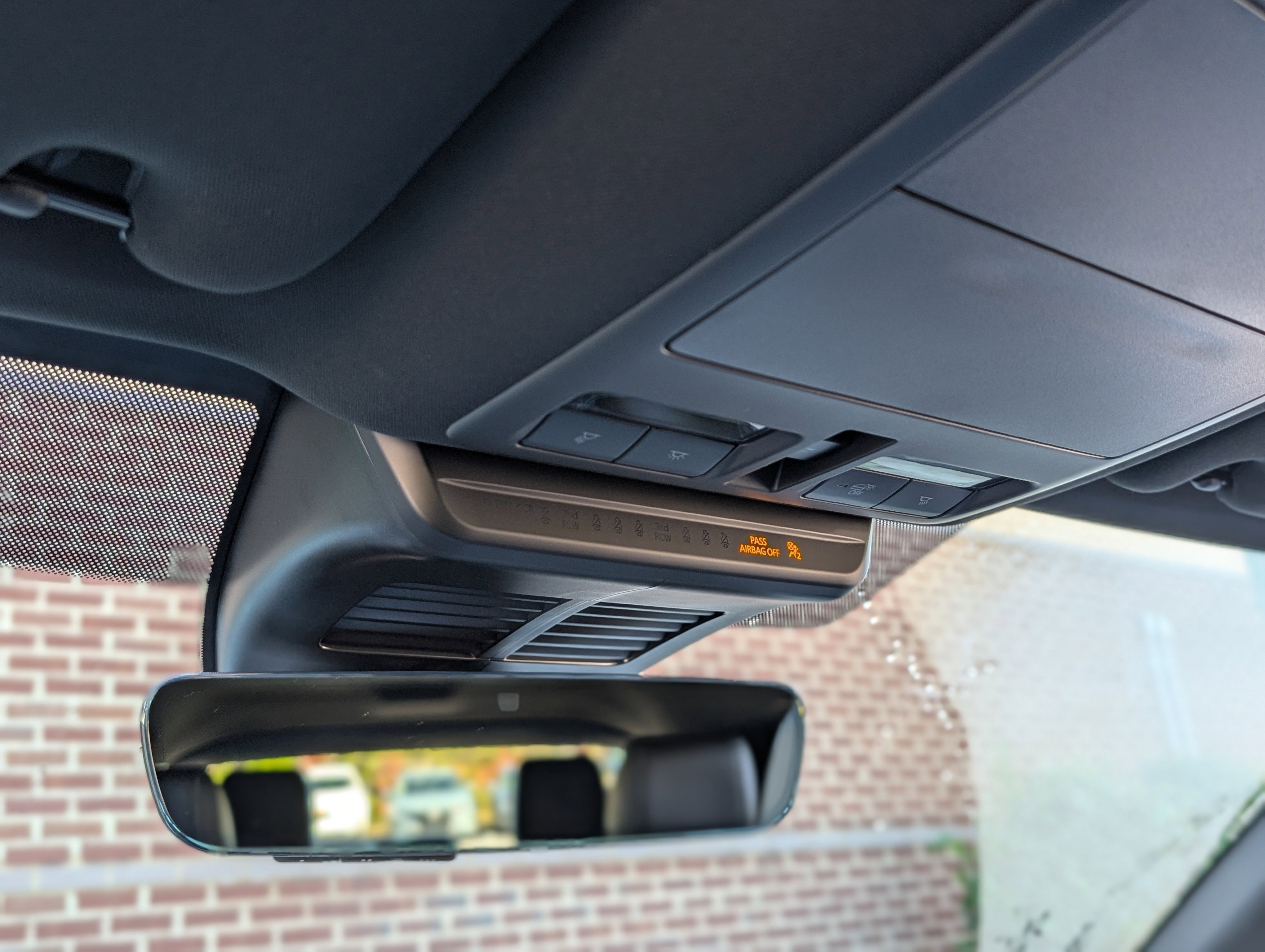 Used 2025 MAZDA CX-90 Plug-In Hybrid w/ Premium Plus image 34