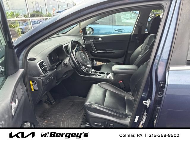 Certified 2021 Kia Sportage EX w/ EX Technology Package AWD/4WD image 9