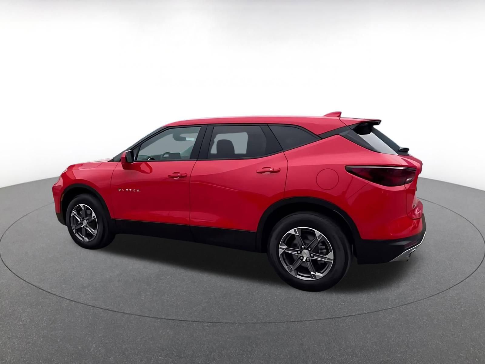 Used 2025 Chevrolet Blazer LT image 10