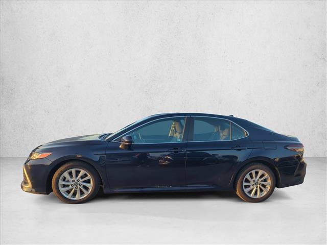 Certified 2022 Toyota Camry LE FWD image 5