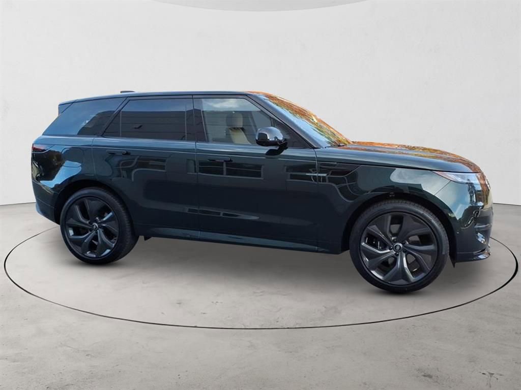 New 2025 Land Rover Range Rover Sport Dynamic SE image 4