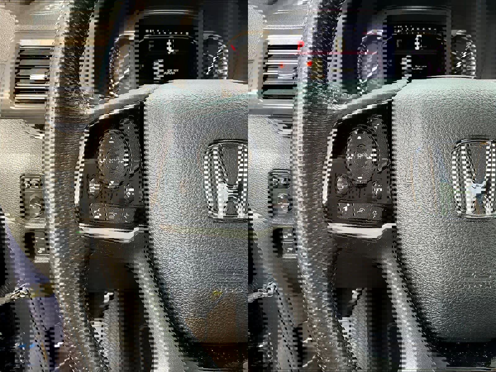 Used 2022 Honda Passport Elite image 23