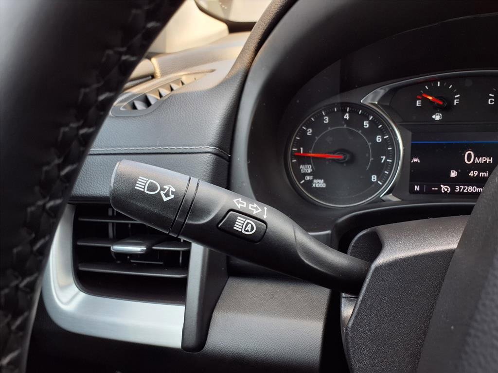 Used 2024 GMC Terrain SLT image 22