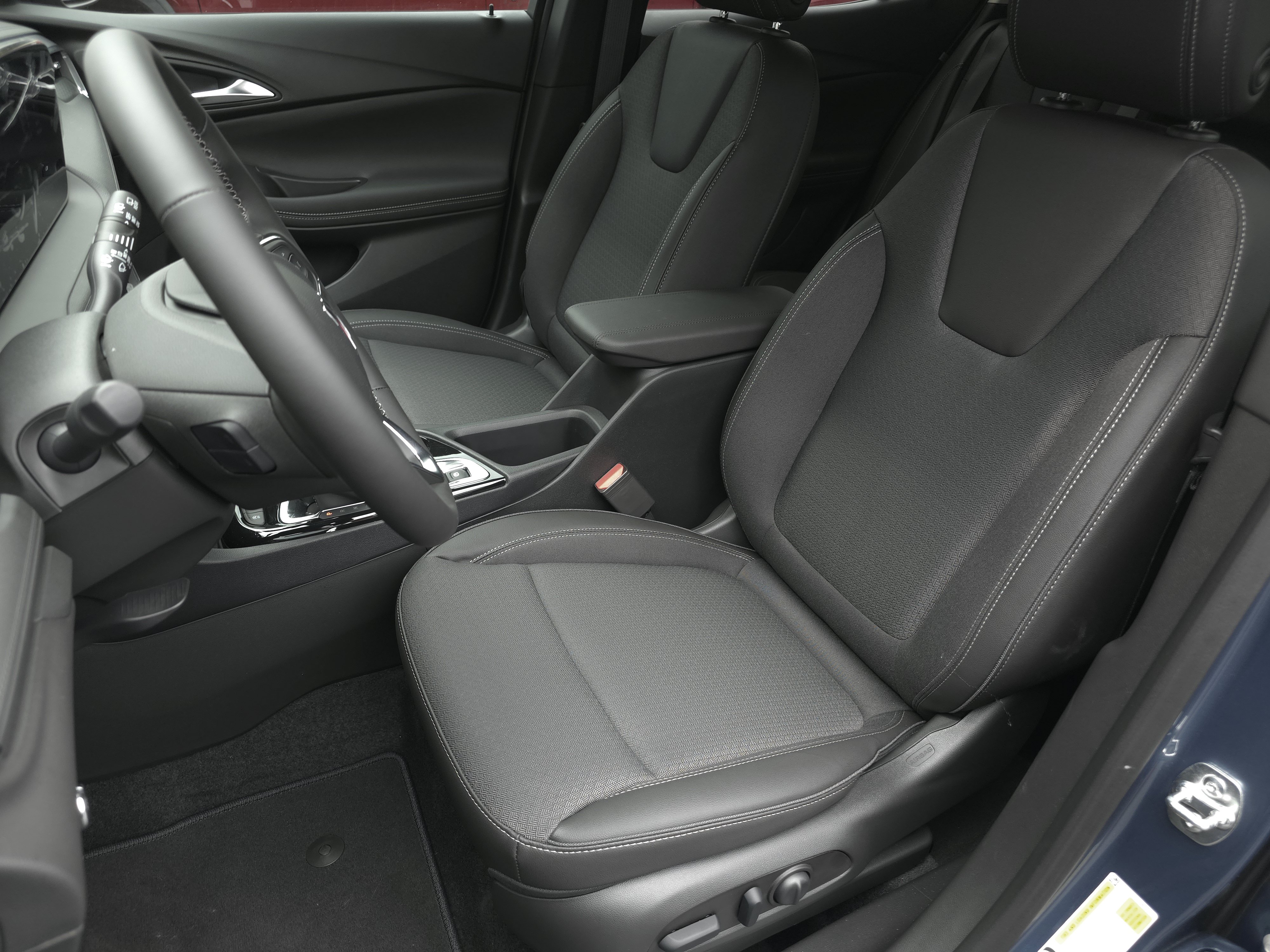New 2026 Buick Encore GX Preferred w/ Comfort Package FWD image 10
