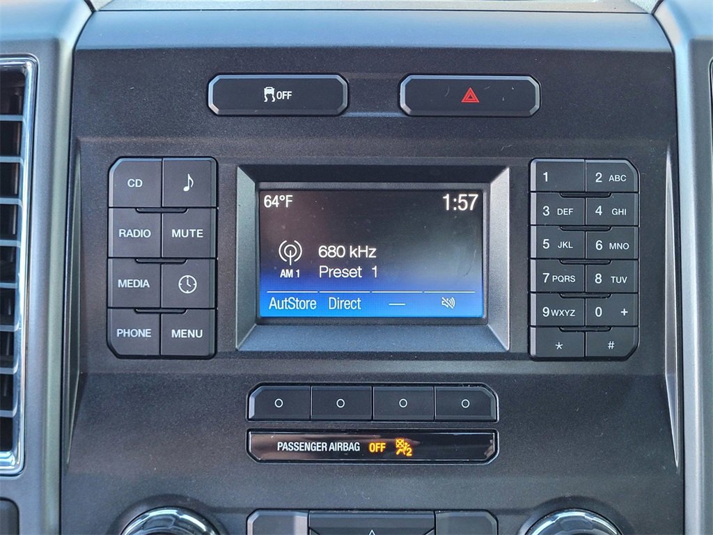 Used 2015 Ford F150 XLT image 16