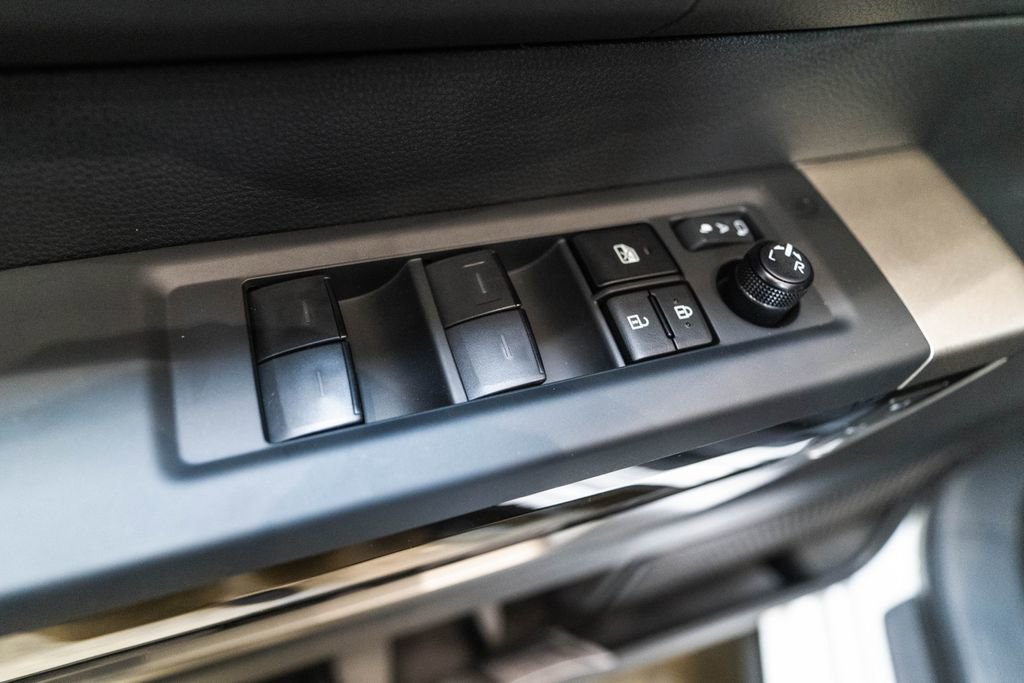 New 2026 Toyota Tundra Limited AWD/4WD image 21