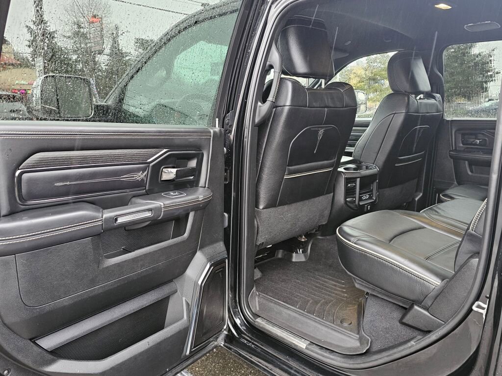 Used 2022 RAM 3500 Limited image 14