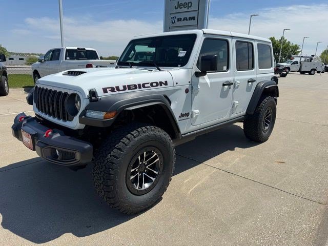 New 2026 Jeep Wrangler Unlimited Rubicon w/ Xtreme 35 Tire Package AWD/4WD image 3