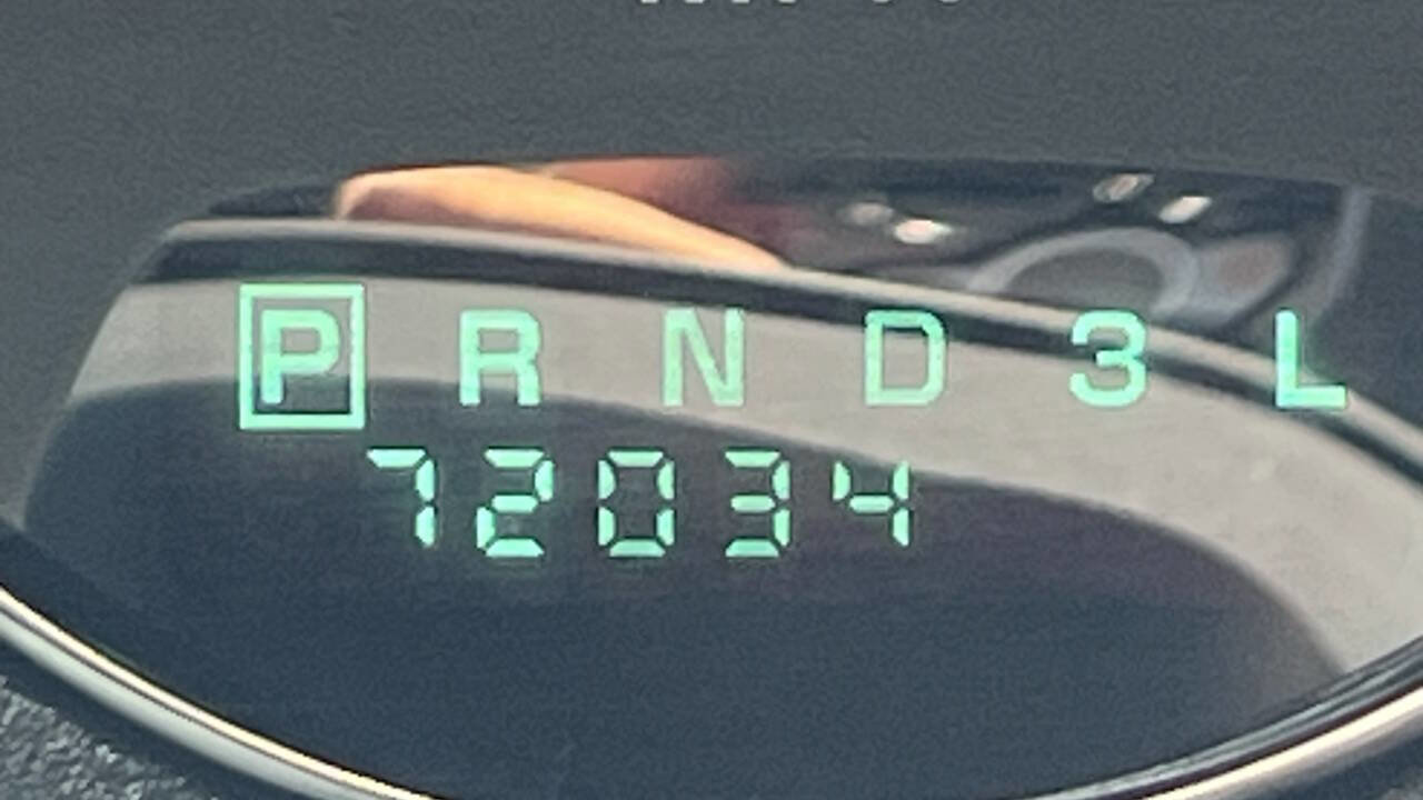 Used 2004 Chrysler Sebring LXi image 37