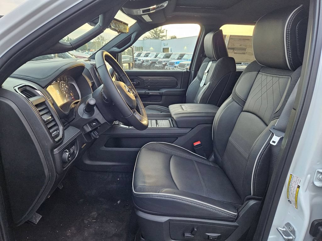 New 2026 RAM 3500 Limited AWD/4WD image 12