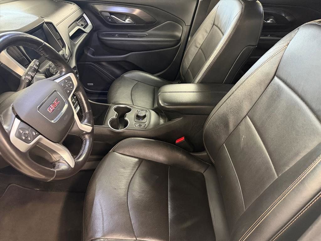 Used 2018 GMC Terrain SLT w/ Preferred Package image 11