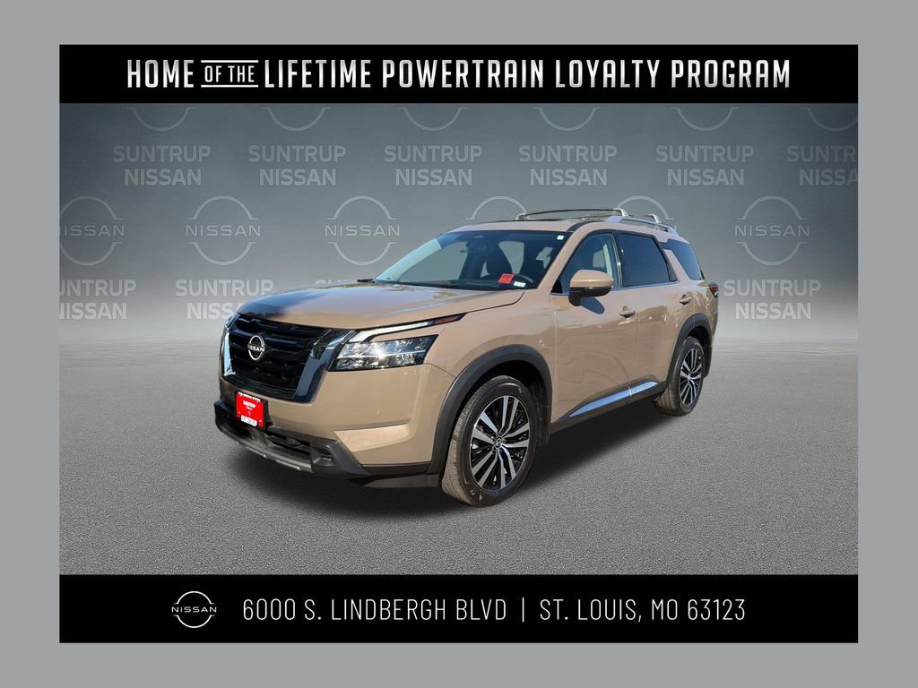 Used 2024 Nissan Pathfinder Platinum w/ Cargo Package FWD image 1