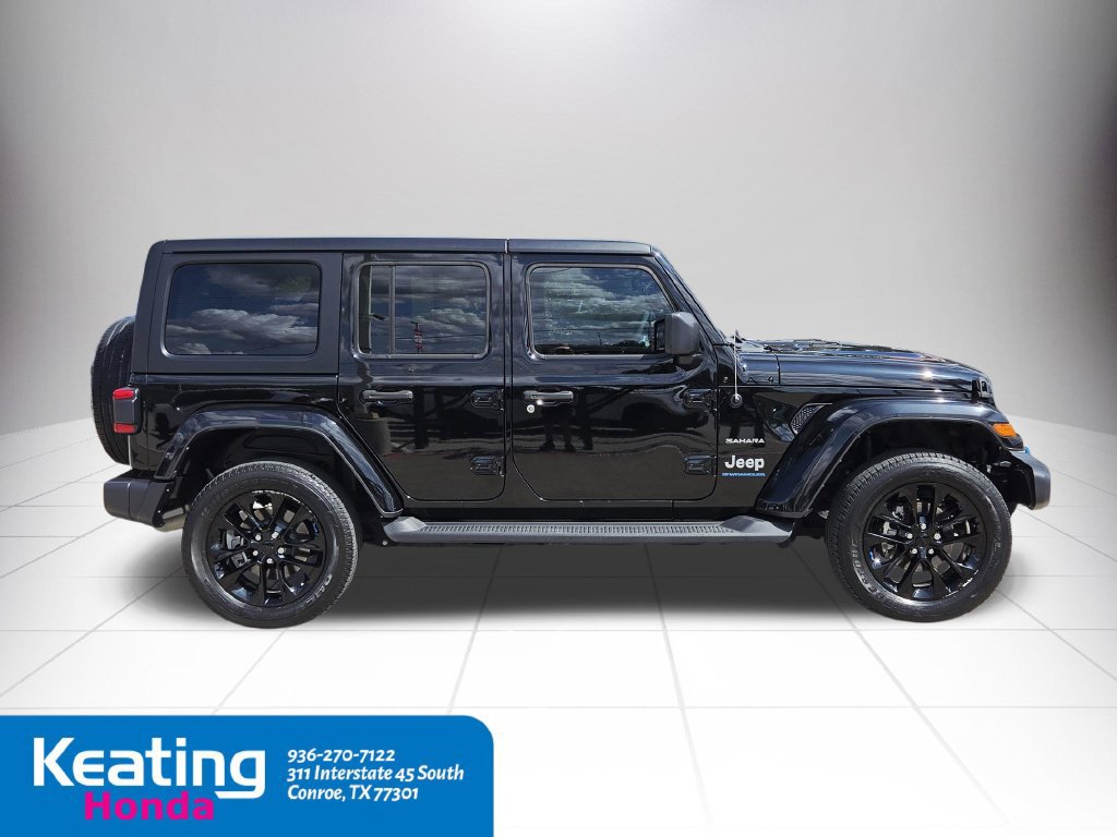 Used 2023 Jeep Wrangler Unlimited Sahara AWD/4WD image 9