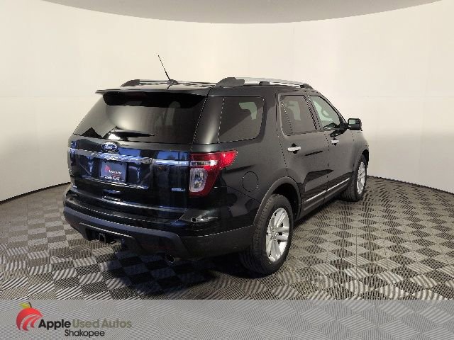 Used 2014 Ford Explorer XLT w/ Equipment Group 202A AWD/4WD image 5