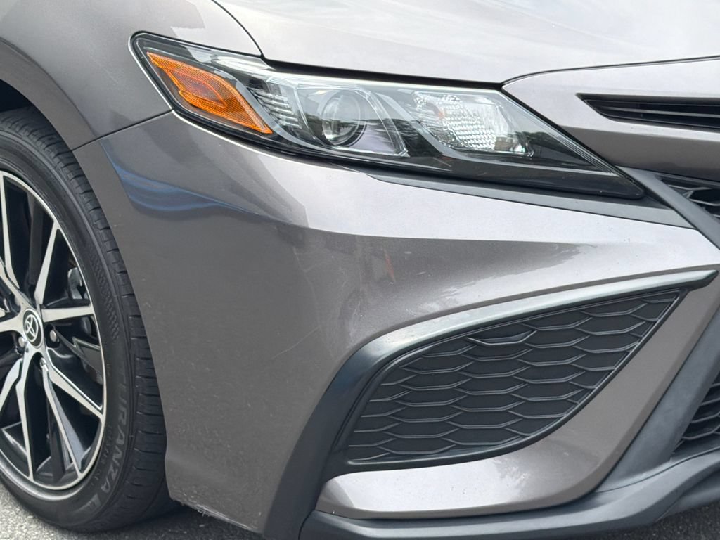 Used 2024 Toyota Camry SE FWD image 9