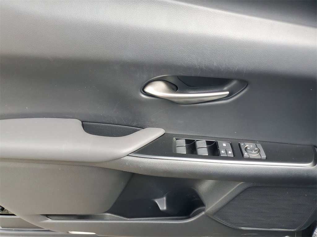 Used 2019 Lexus UX 200 image 19