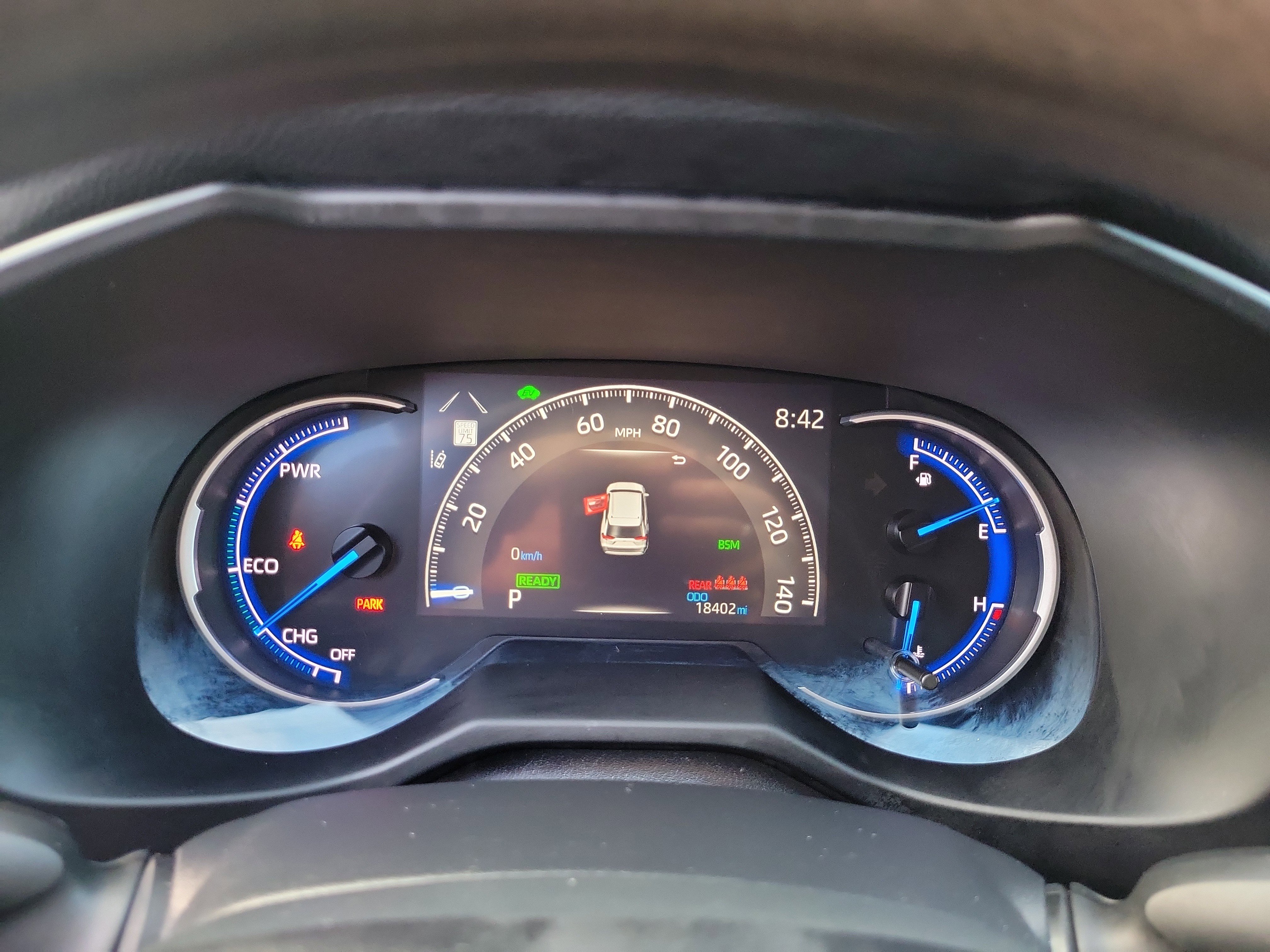 Used 2024 Toyota RAV4 LE image 17