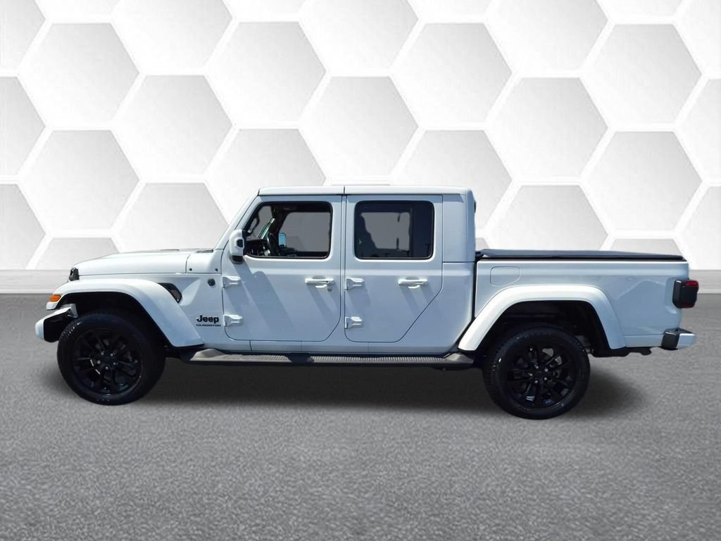 Certified 2021 Jeep Gladiator Overland AWD/4WD image 6