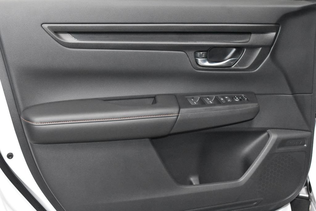 Used 2026 Honda CR-V Sport image 4