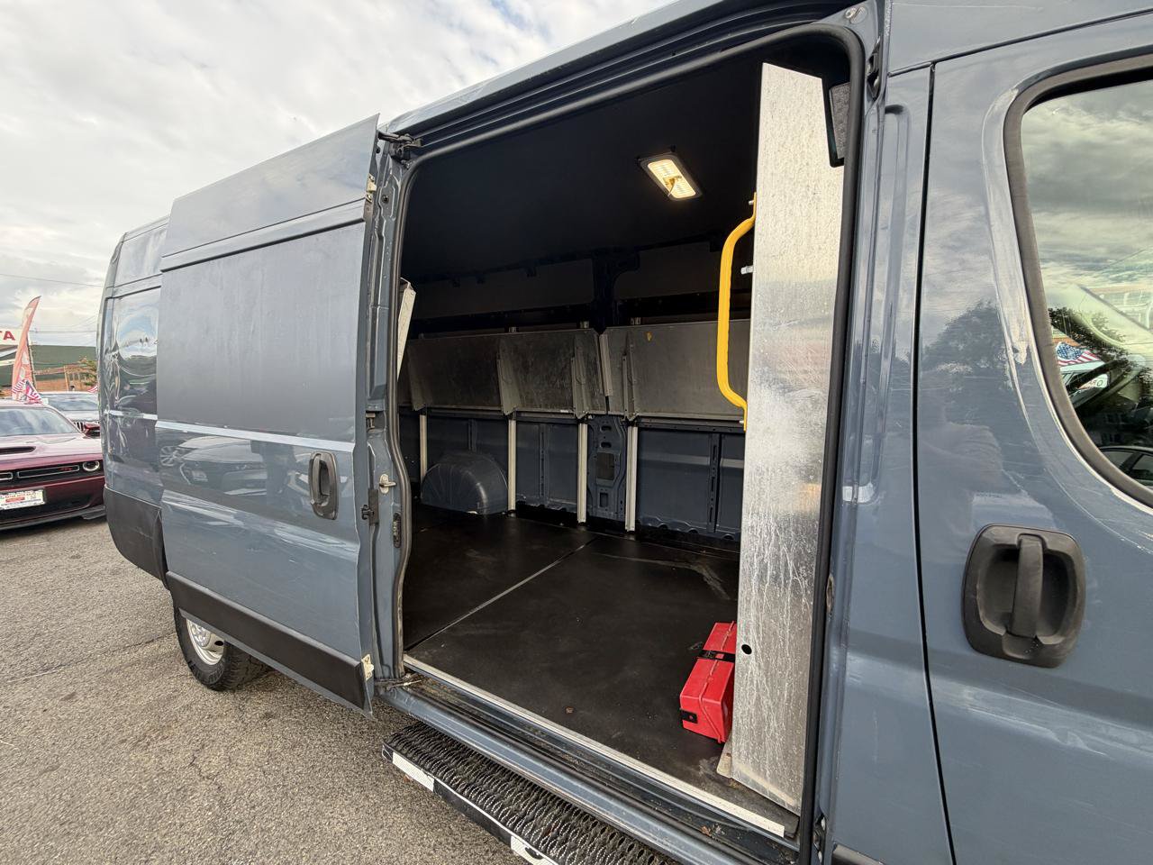 Used 2020 RAM ProMaster 3500 FWD image 27