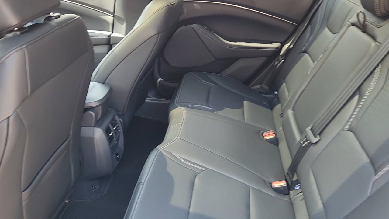 New 2025 Ford F350 Lariat w/ FX4 Off-Road Package image 22