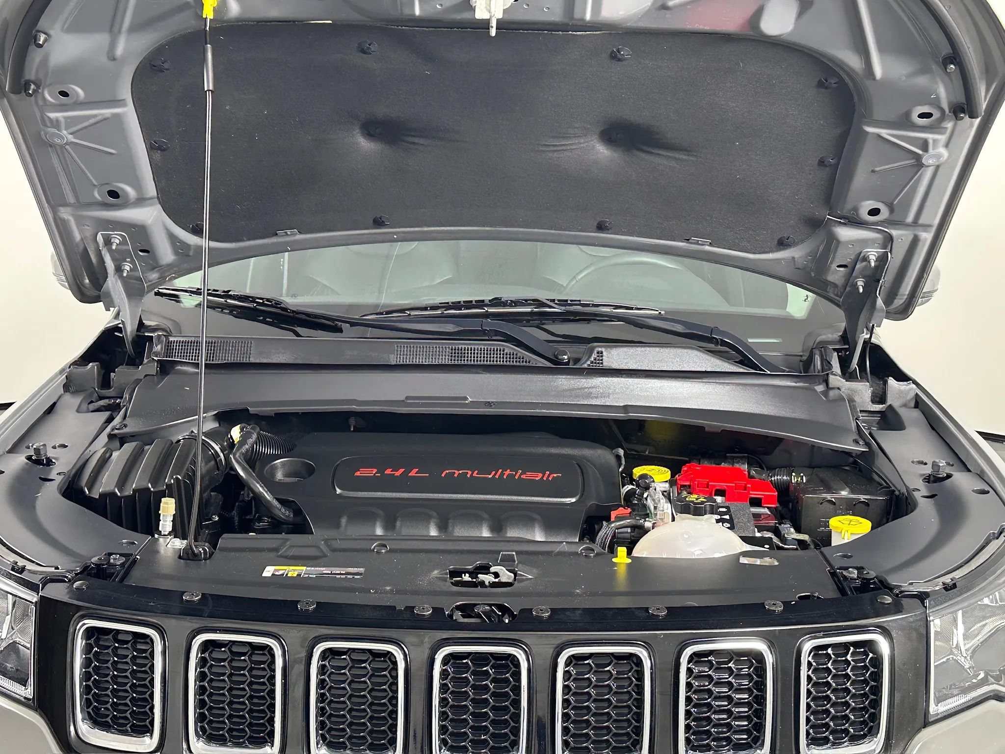 Used 2020 Jeep Compass Limited AWD/4WD image 37