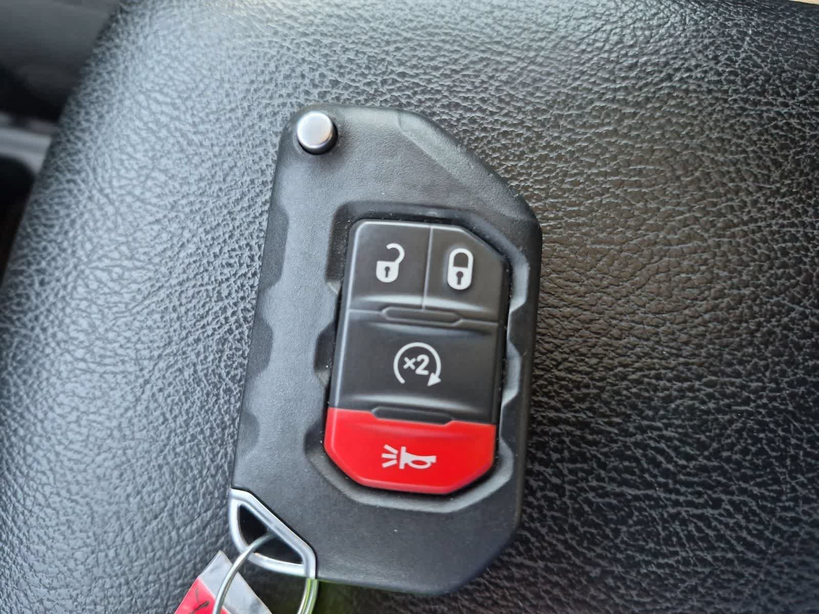 Used 2021 Jeep Wrangler Unlimited Sport AWD/4WD image 32