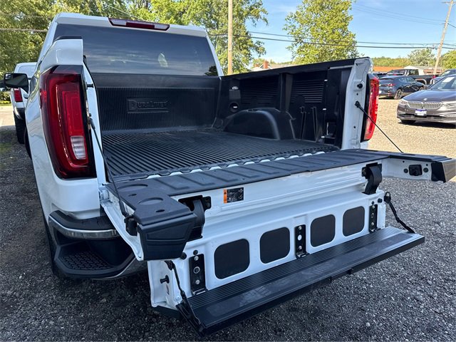 Used 2025 GMC Sierra 1500 SLT image 30