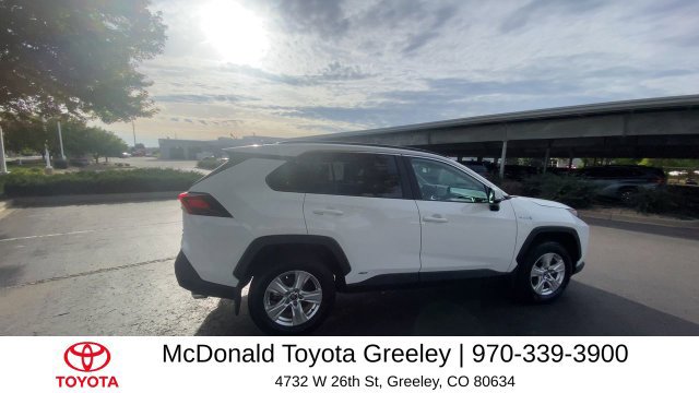 Used 2021 Toyota RAV4 XLE w/ Convenience Package AWD/4WD image 8