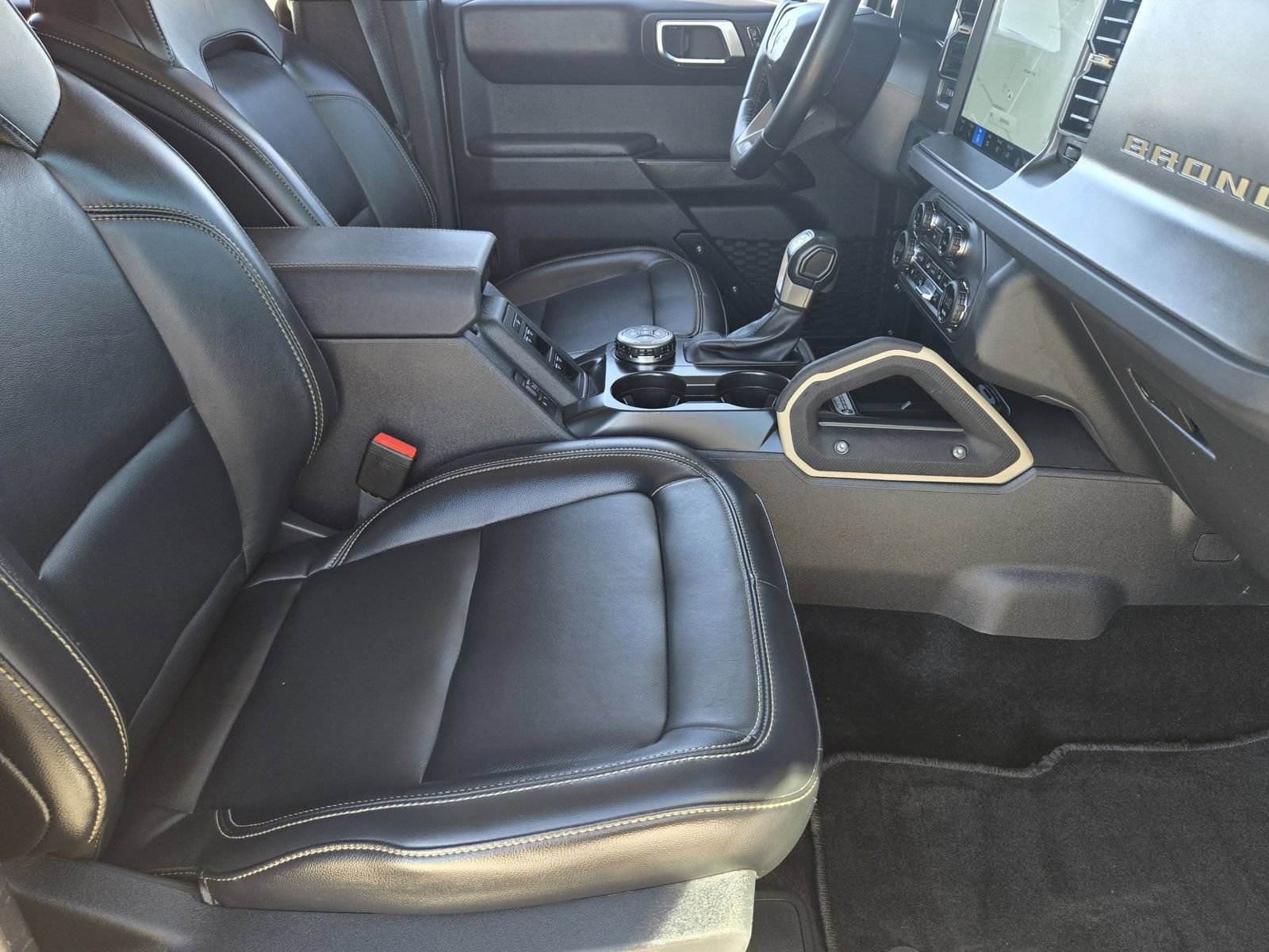 Certified 2025 Ford Bronco Badlands AWD/4WD image 15