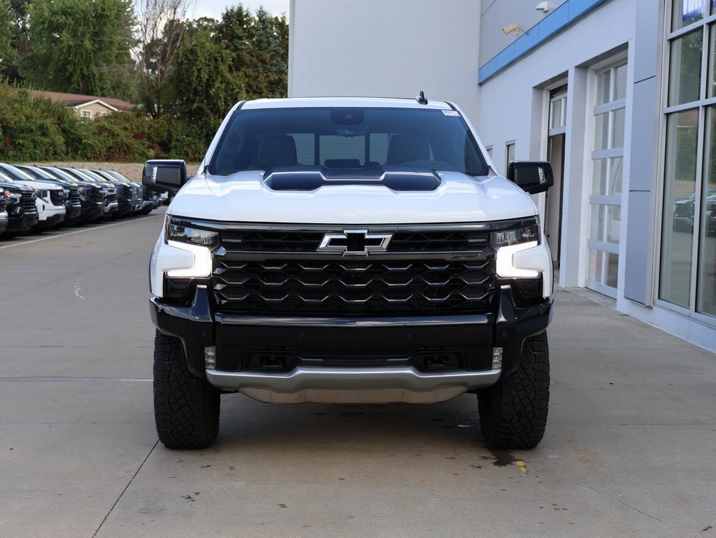 New 2026 Chevrolet Silverado 1500 ZR2 w/ Dark Appearance Package image 5