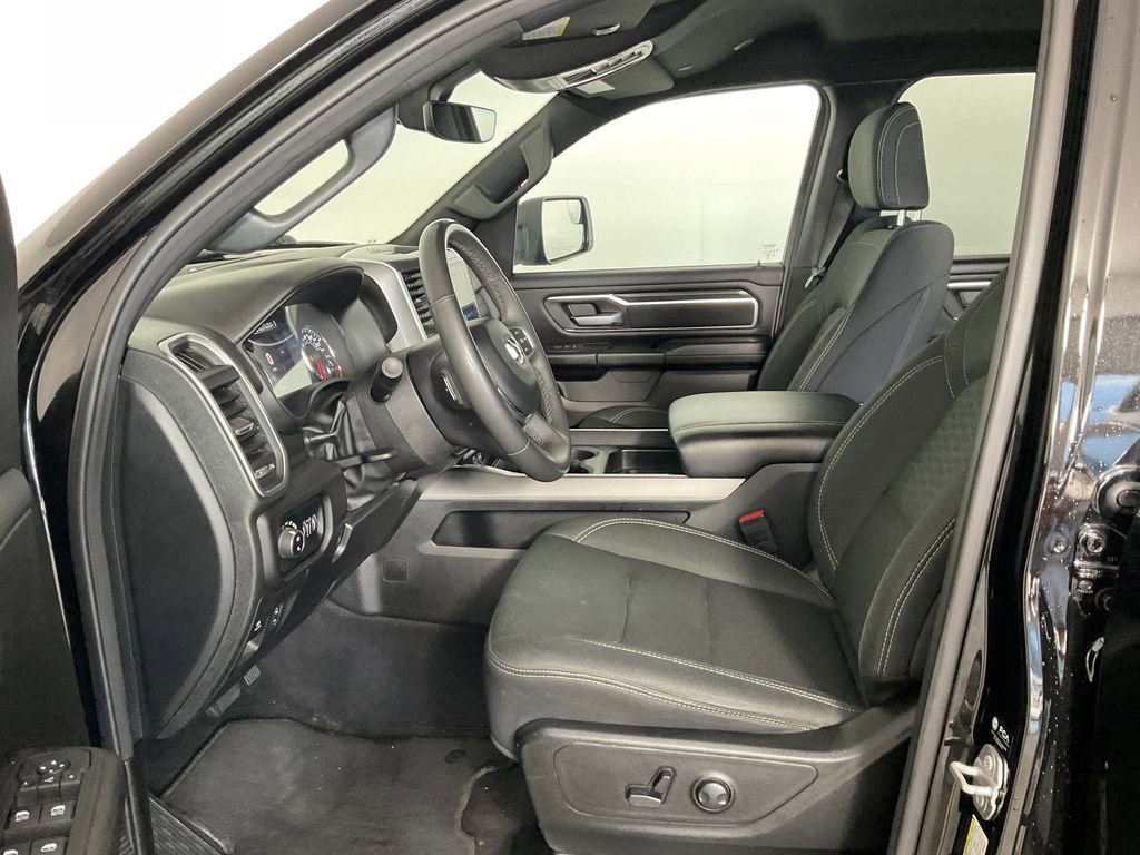 Used 2025 RAM 1500 Big Horn AWD/4WD image 17