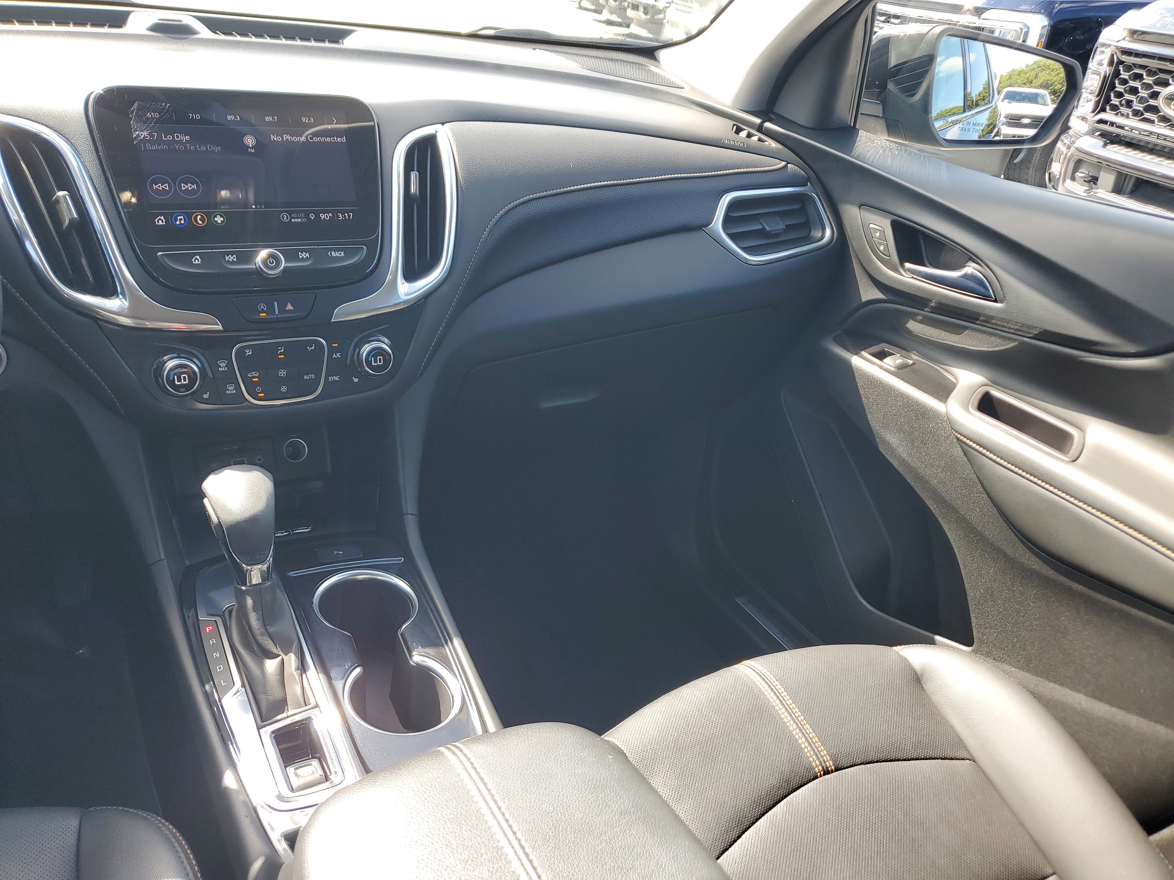 Used 2022 Chevrolet Equinox Premier image 17