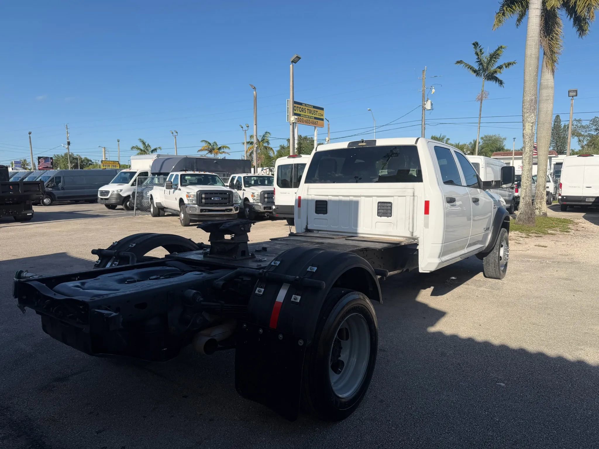 Used 2020 RAM 5500 Tradesman w/ Safety Group image 5