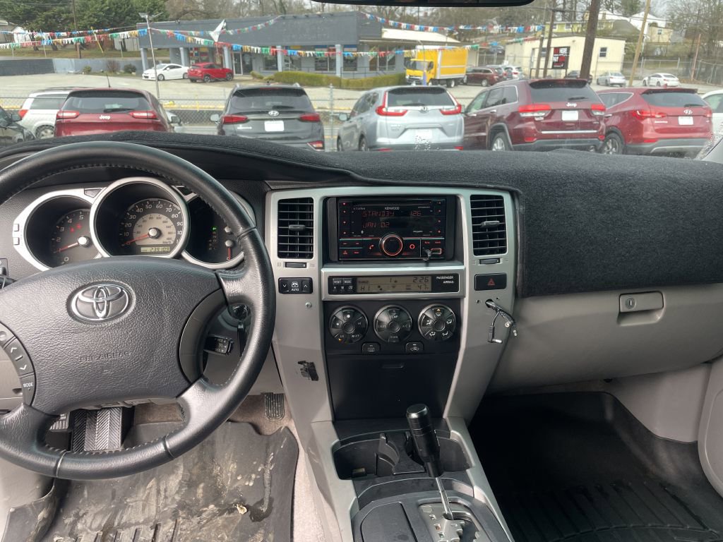 Used 2005 Toyota 4Runner SR5 image 12