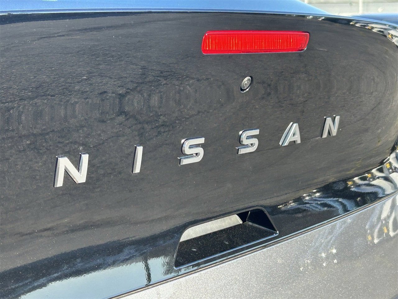 New 2026 Nissan Leaf SV+ w/ Illuminated Package FWD image 9
