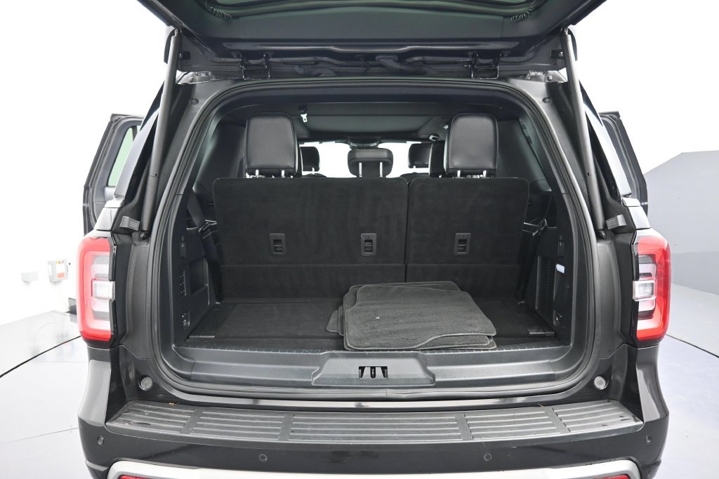 Used 2024 Ford Expedition Platinum AWD/4WD image 33