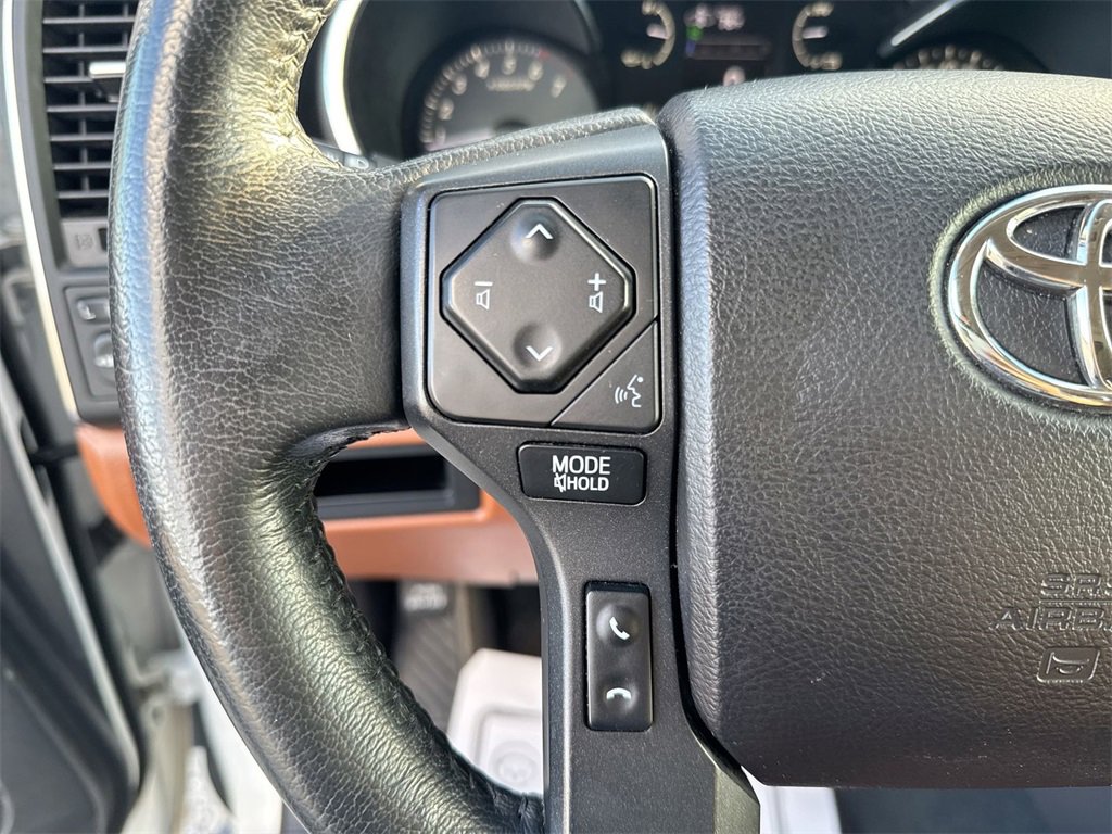 Used 2020 Toyota Sequoia Platinum image 17