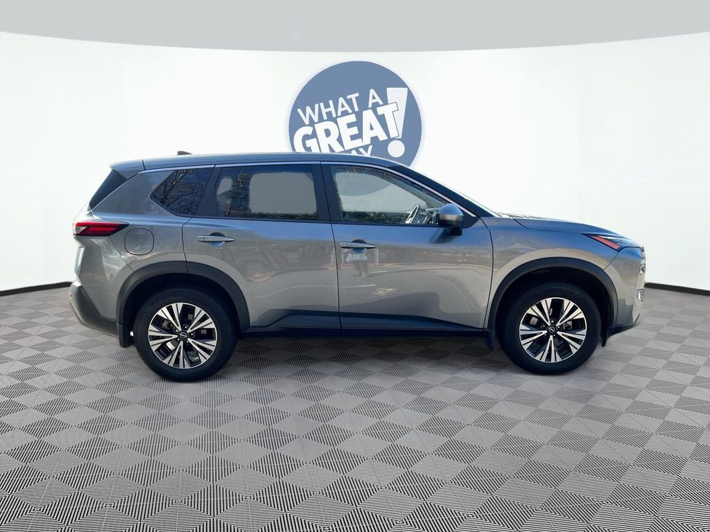 Used 2023 Nissan Rogue SV FWD image 7