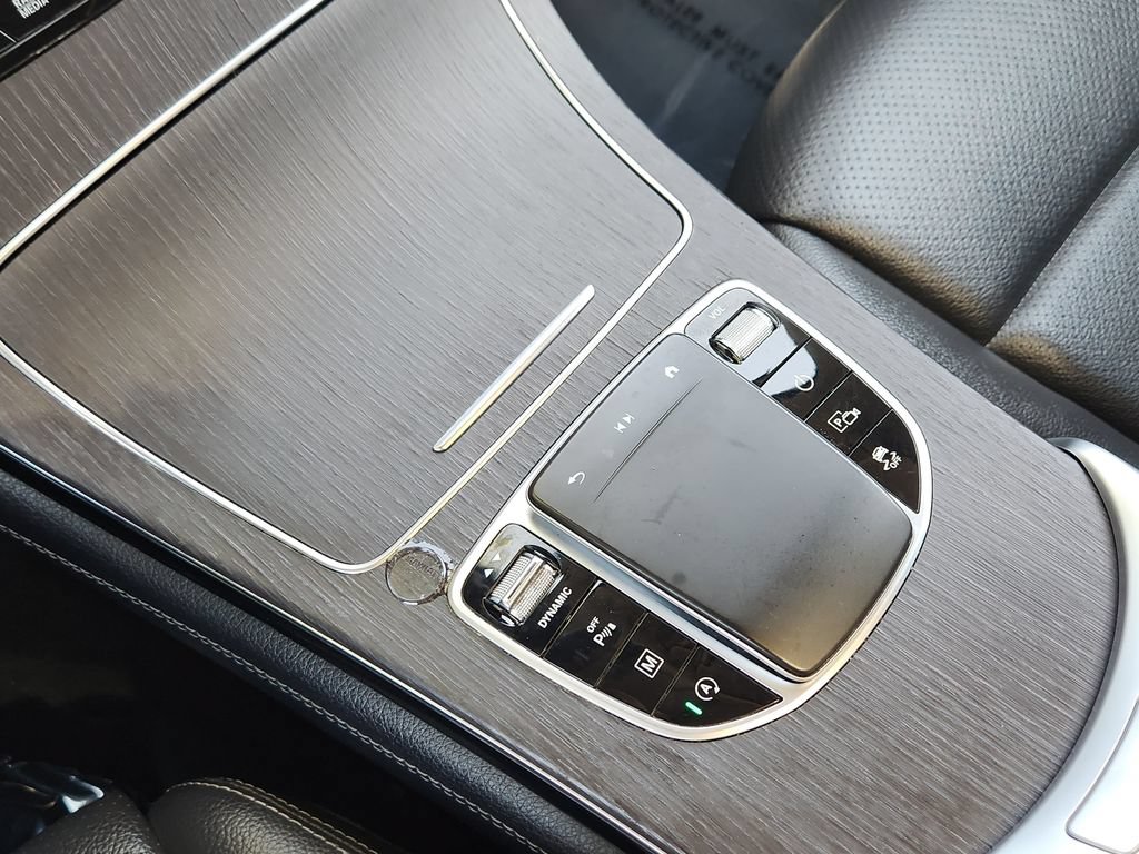Used 2021 Mercedes-Benz GLC 300 4MATIC image 11