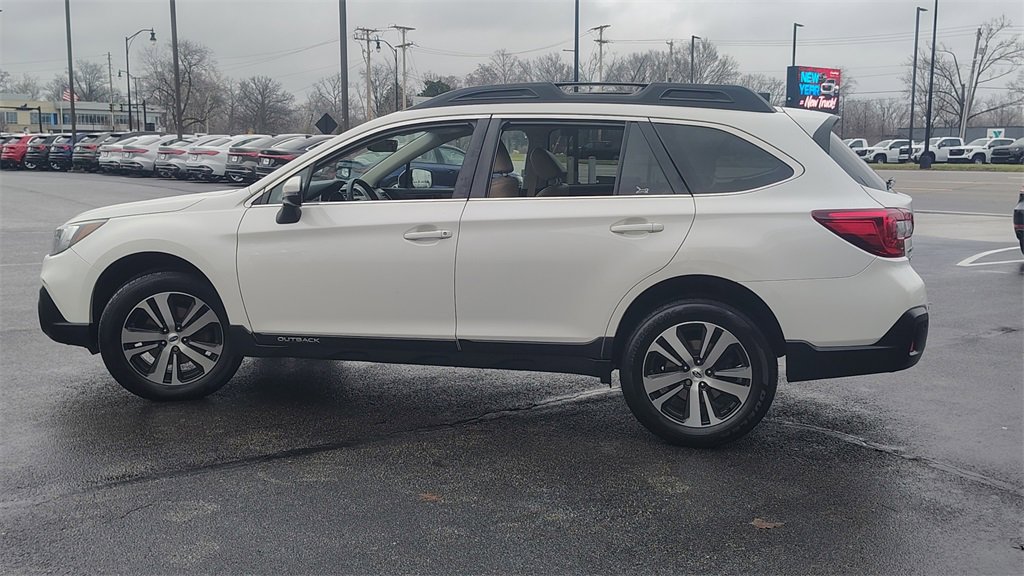 Used 2018 Subaru Outback 3.6R Limited image 5