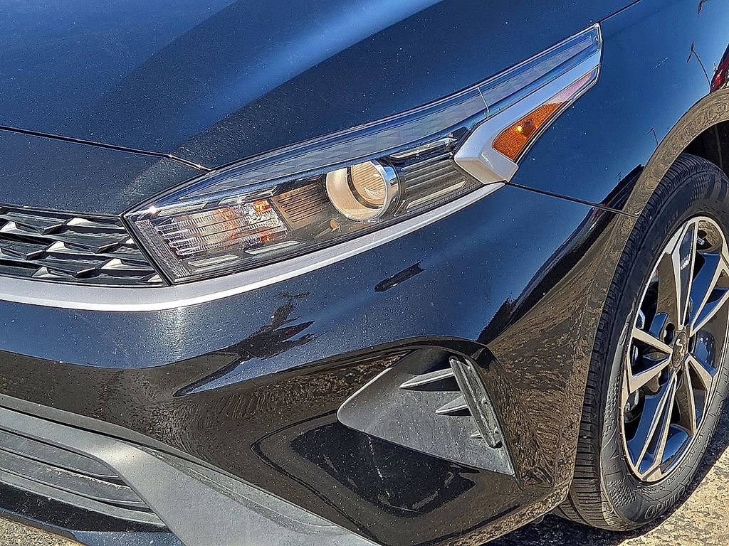 Used 2024 Kia Forte LXS image 10